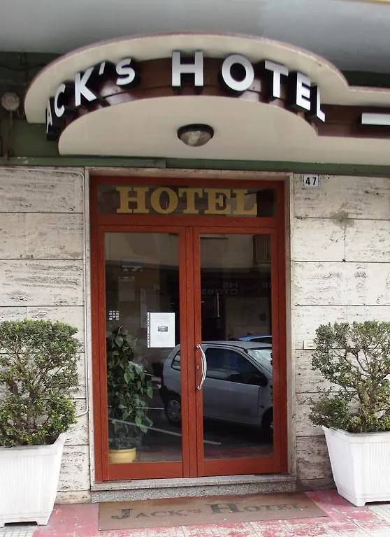 Hotel Jacks Milazzo 2*,