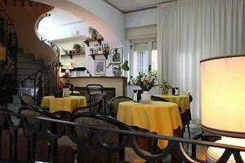 **  Hotel Jacks Milazzo Italia